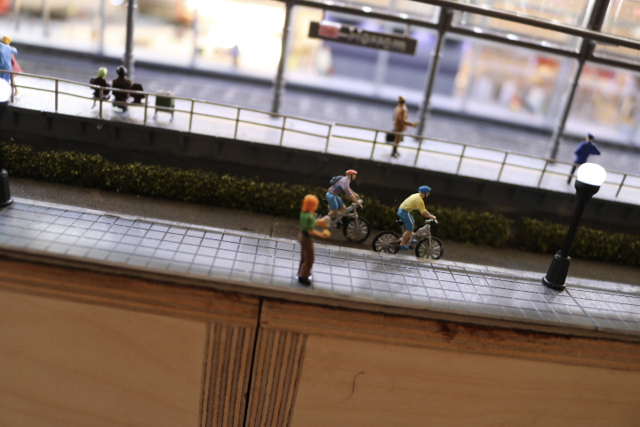 Die Promenade voor Station Horrem